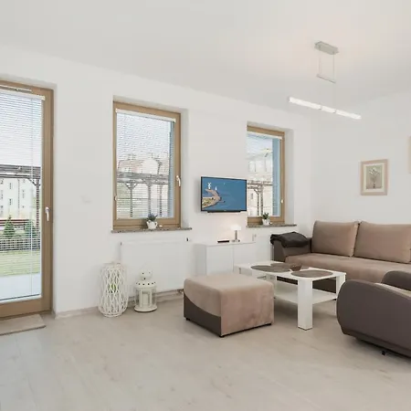 Wind Rose Quarter By Renters * Svinoústí