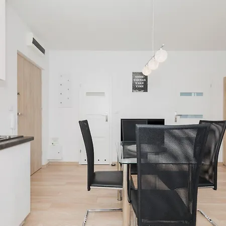 Wind Rose Quarter By Renters Apartmán