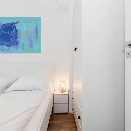 Wind Rose Quarter By Renters דירה *